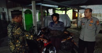 Guna Antisipasi Guantibmas Di Wilkum Polsek Tangan-Tangan, Bhabinkamtibmas Polsek Tangan-Tangan Polres Abdya Gelar Patroli Malam Dan Sambang Warga Serta Beri Pesan-Pesan Kamtibmas