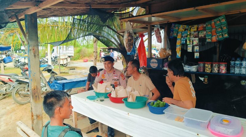 Guna Teciptanya Situasi yang aman dan Nyaman bagi Nelayan Serta Masyarakat, Personel Satpolairud Polres Abdya Gelar Patroli dan sambang nelayan di TPI Ujung Serangga dan Pesisir Pantai