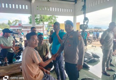 Personel Satpol Airud Polres Abdya Laksanakan Patroli dan Sambang Nelayan di TPI Ujung Serangga, Pastikan Keselamatan dan Keamanan Personel Satpol Airud Polres Abdya Laksanakan Patroli dan Sambang Nelayan di TPI Ujung Serangga, Pastikan Keselamatan dan Keamanan