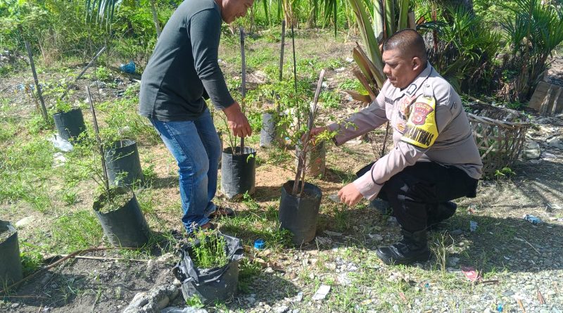 Bhabinkamtibmas Polsek Manggeng Polres Abdya Gelar Patroli Siang Hari Dan Sambang Warga Binaan Guna Terciptanya Situasi Yang Aman dan Nyaman Bhabinkamtibmas Polsek Manggeng Polres Abdya Gelar Patroli Siang Hari Dan Sambang Warga Binaan Guna Terciptanya Situasi Yang Aman dan Nyaman