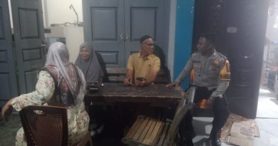 Bhabinkamtibmas Polsek Manggeng, Polres Abdya Melaksanakan Patroli pada Malam Hari dan Sambang Warga, Antisipasi Bencana Alam dan Guantibmas Bhabinkamtibmas Polsek Manggeng, Polres Abdya Melaksanakan Patroli pada Malam Hari dan Sambang Warga, Antisipasi Bencana Alam dan Guantibmas