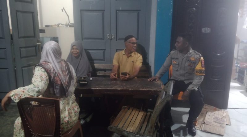 Bhabinkamtibmas Polsek Manggeng, Polres Abdya Melaksanakan Patroli pada Malam Hari dan Sambang Warga, Antisipasi Bencana Alam dan Guantibmas Bhabinkamtibmas Polsek Manggeng, Polres Abdya Melaksanakan Patroli pada Malam Hari dan Sambang Warga, Antisipasi Bencana Alam dan Guantibmas