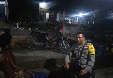 Bhabinkamtibmas Polsubsektor Lembah Sabil Polres Abdya Gelar Patroli Malam Hari dan Sambang Warga, Antisipasi Guantibmas dan Bencana Alam Bhabinkamtibmas Polsubsektor Lembah Sabil Polres Abdya Gelar Patroli Malam Hari dan Sambang Warga, Antisipasi Guantibmas dan Bencana Alam