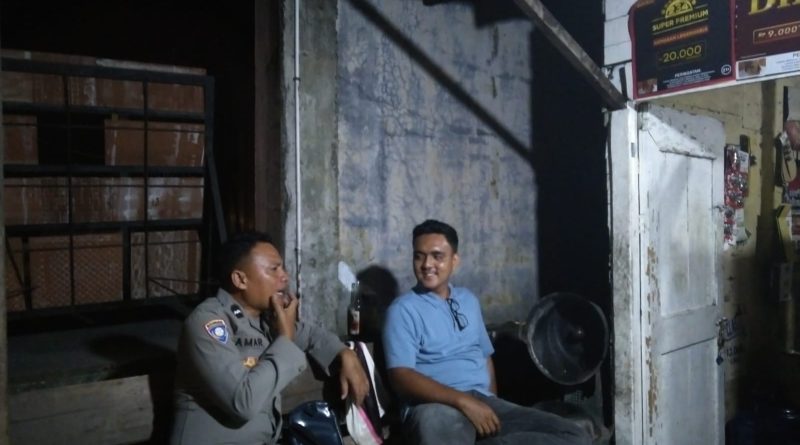 Bhabinkamtibmas Polsubsektor Lembah Sabil Polres Abdya Gelar Patroli Malam Hari dan Sambang Warga, Antisipasi Guantibmas dan Bencana Alam di Kabupaten Abdya Bhabinkamtibmas Polsubsektor Lembah Sabil Polres Abdya Gelar Patroli Malam Hari dan Sambang Warga, Antisipasi Guantibmas dan Bencana Alam di Kabupaten Abdya