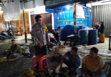 Bhabinkamtibmas Polsek Blangpidie Polres Abdya Gelar Patroli di Malam Hari dan Sambang Warga, Antisipasi Bencana Alam dan Guantibmas Bhabinkamtibmas Polsek Blangpidie Polres Abdya Gelar Patroli di Malam Hari dan Sambang Warga, Antisipasi Bencana Alam dan Guantibmas