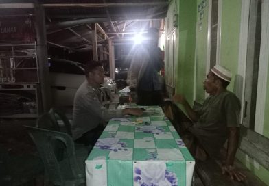 Bhabinkamtibmas Polsek Tangan-Tangan Polres Abdya Gelar Patroli dan Sambang Warga Pada Malam Hari Serta Beri Pesan-Pesan Kamtibmas Kepada Masyarakat Guna Antipasi Bencana Alam Bhabinkamtibmas Polsek Tangan-Tangan Polres Abdya Gelar Patroli dan Sambang Warga Pada Malam Hari Serta Beri Pesan-Pesan Kamtibmas Kepada Masyarakat Guna Antipasi Bencana Alam