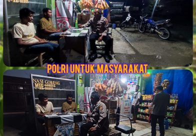 Bhabinkamtibmas Polsubsektor Jeumpa Polres Abdya Gelar Patroli Malam dan Sambang Warga, Antisipasi Bencana Alam dan Guantibmas di Malam Hari Bhabinkamtibmas Polsubsektor Jeumpa Polres Abdya Gelar Patroli Malam dan Sambang Warga, Antisipasi Bencana Alam dan Guantibmas di Malam Hari