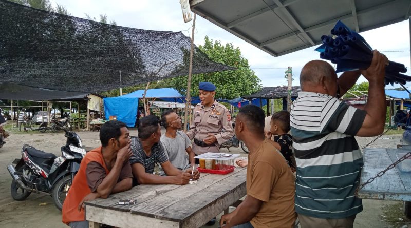 Personel Satpolairud Polres Abdya Laksanakan Patroli Sekaligus sambang Nelayan di Pesisir Pantai Ujung Serangga Kecamatan Susoh Antisipasi Guantibmas Personel Satpolairud Polres Abdya Laksanakan Patroli Sekaligus sambang Nelayan di Pesisir Pantai Ujung Serangga Kecamatan Susoh Antisipasi Guantibmas