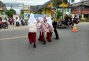 Personel Sat Lantas Polres Abdya Gelar Strongpoint Pagi di Depan Sekolah Serta Persimpangan jalan Raya, Cegah Kemacetan dan Bantu Anak Sekolah Nyebrangi Jalan Raya Personel Sat Lantas Polres Abdya Gelar Strongpoint Pagi di Depan Sekolah Serta Persimpangan jalan Raya, Cegah Kemacetan dan Bantu Anak Sekolah Nyebrangi Jalan Raya