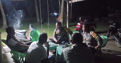 Bhabinkamtibmas Polsek Manggeng, Polres Abdya Gelar Patroli Malam dan Sambang Warga, Guna Antisipasi Bencana Alam dan Guantibmas Bhabinkamtibmas Polsek Manggeng, Polres Abdya Gelar Patroli Malam dan Sambang Warga, Guna Antisipasi Bencana Alam dan Guantibmas