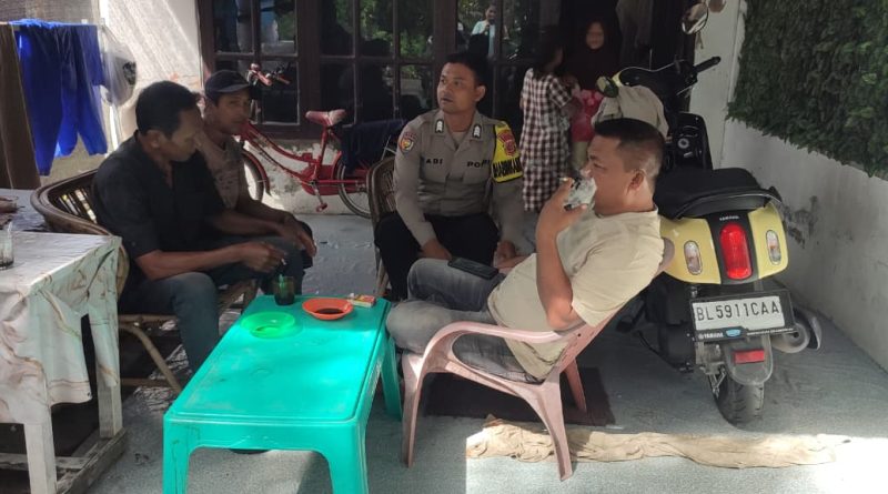Bhabinkamtibmas Polsubsektor Lembah Sabil Polres Abdya Gelar Patroli Siang Dan Sambang Warga Guna Antisipasi Guantibmas di Lembah sabil Bhabinkamtibmas Polsubsektor Lembah Sabil Polres Abdya Gelar Patroli Siang Dan Sambang Warga Guna Antisipasi Guantibmas di Lembah sabil