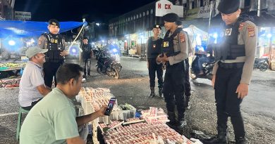 Tim Patroli Perintis Presisi Sat Samapta Polres Abdya Gelar Kegiatan Patroli Malam dan Sambang Masyarakat Guna Terciptanya Situasi Kondusif Serta Antisipasi Guantibmas Tim Patroli Perintis Presisi Sat Samapta Polres Abdya Gelar Kegiatan Patroli Malam dan Sambang Masyarakat Guna Terciptanya Situasi Kondusif Serta Antisipasi Guantibmas
