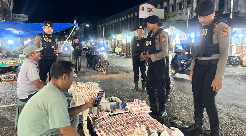 Tim Patroli Perintis Presisi Sat Samapta Polres Abdya Gelar Kegiatan Patroli Malam dan Sambang Masyarakat Guna Terciptanya Situasi Kondusif Serta Antisipasi Guantibmas Tim Patroli Perintis Presisi Sat Samapta Polres Abdya Gelar Kegiatan Patroli Malam dan Sambang Masyarakat Guna Terciptanya Situasi Kondusif Serta Antisipasi Guantibmas