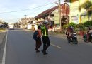 Cegah Kemacetan Serta Bantu Anak Sekolah Nyebrang Jalan Raya, Personel SatLantas Polres Abdya gelar Strongpoint Pagi di Depan Sekolah dan Persimpangan jalan Raya Cegah Kemacetan Serta Bantu Anak Sekolah Nyebrang Jalan Raya, Personel SatLantas Polres Abdya gelar Strongpoint Pagi di Depan Sekolah dan Persimpangan jalan Raya
