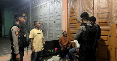 Personel Samapta Polres Abdya Gelar Patroli Malam Dialogis, Pastikan Situasi Kamtibmas Tetap Aman dan Kondusif Personel Samapta Polres Abdya Gelar Patroli Malam Dialogis, Pastikan Situasi Kamtibmas Tetap Aman dan Kondusif