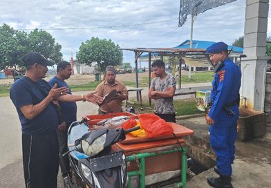 Guna Antisipasi Guantibmas di Pantai Ujung serangga, Personel Satpolairud Polres Abdya Gelar Kegiatan Patroli dan sambang Nelayan Pantai Ujung Serangga Guna Antisipasi Guantibmas di Pantai Ujung serangga, Personel Satpolairud Polres Abdya Gelar Kegiatan Patroli dan sambang Nelayan Pantai Ujung Serangga